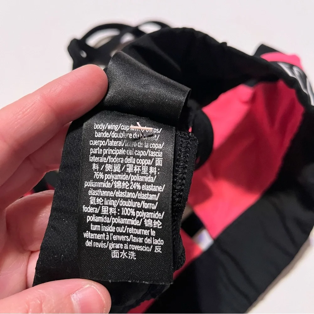 PINK Victorias Secret Ultimate Pull On Black Hot Pink Wireless Sports Bra Size S